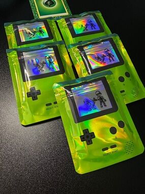 Pokémon Mystery Pack 21 cards Guaranteed Rare + 5 Holos/V/EX green type FUN